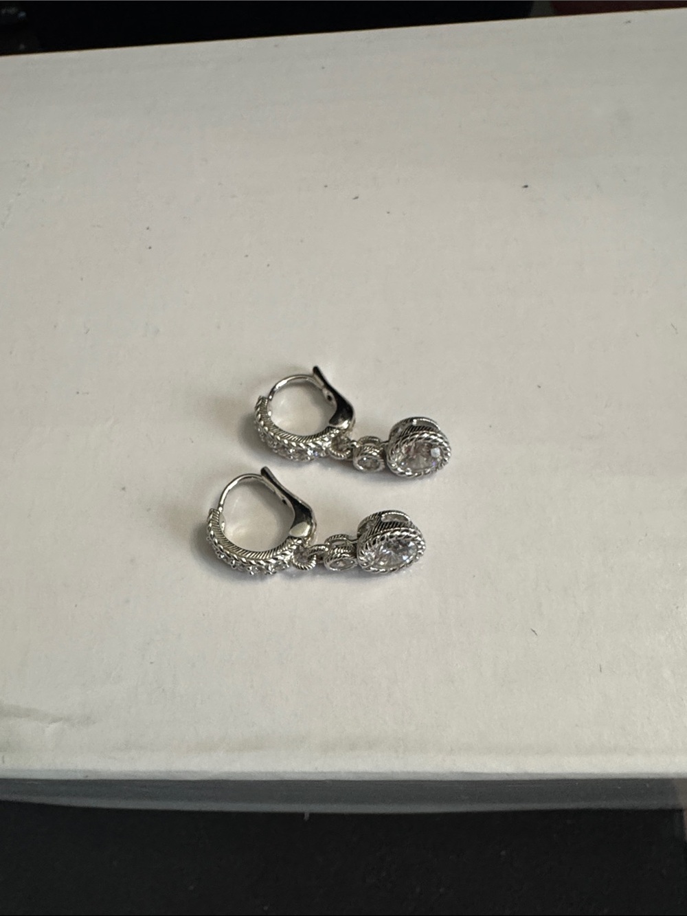Judith Ripka 925 Silver Textured Drop Earrings w/2 Shimmering Diamonique Stones - Picture 2 of 9